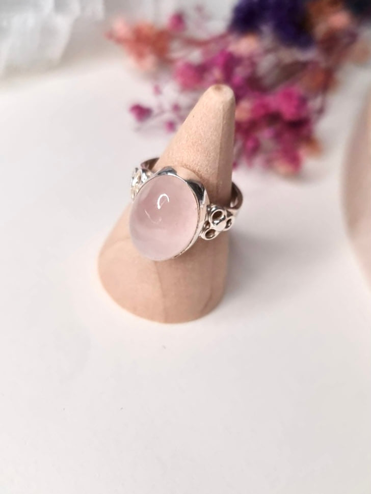 Rose Quartz & Sterling Silver Ring