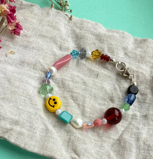 Happy Ceramic Clay Bracelet with Freshwater Pearls, Vintage Glass & Sterling Silver – Handmade 19cm Bracelet