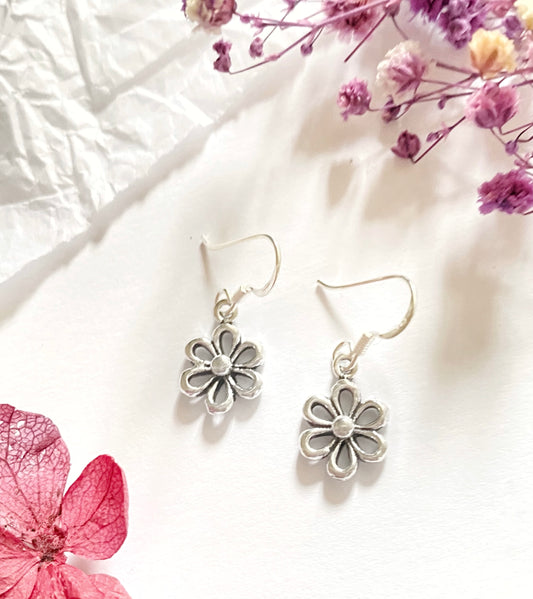 Daisy Drop Earrings